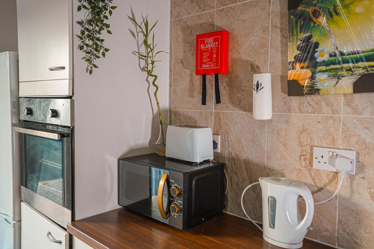 קארדיף Private And Spacious 2 Bedroom House - Free Parking! מראה חיצוני תמונה